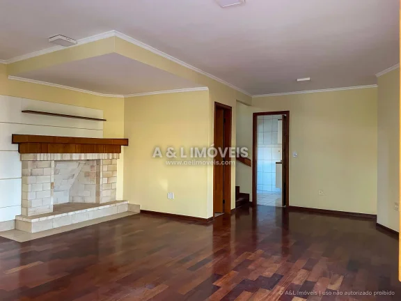 Imagem Casa à Venda em Campos do Jordão - Vila Inglesa, 4 Suítes, Calefação Total