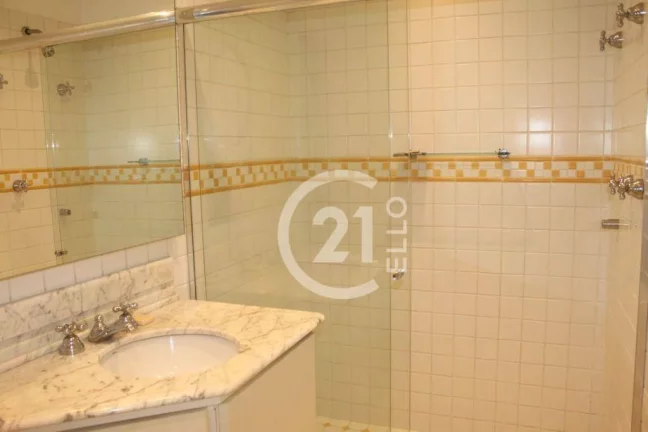 Imagem Apartamento com 3 quartos para alugar nos Jardins - SP