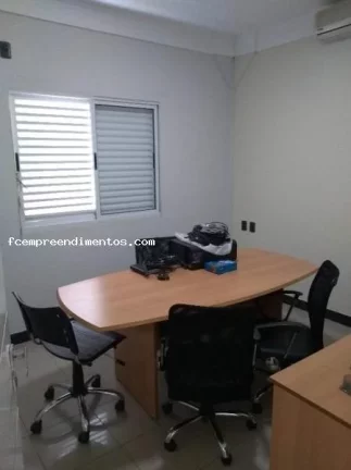 Imagem Galpão para Venda em Limeira, Parque Campos Elíseos, 2 dormitórios, 5 banheiros, 1 vaga