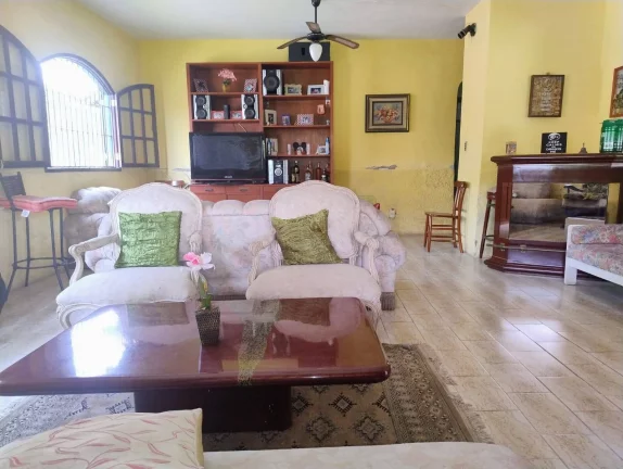 Imagem CASA À VENDA 161M² EM ITAIPU EXCELENTE TERRENO 450 M² .