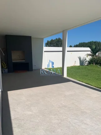 Imagem Casa em Condomínio 4 dormitórios à venda Tomazetti Santa Maria/RS