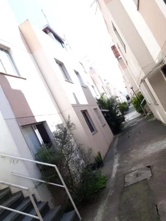 Imagem Sobrado com 2 dormitórios à venda, 84 m² por R$ 280.000,00 - Jardim Itamarati - Poá/SP