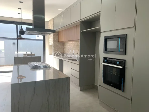 Imagem Casa térrea nova à venda com 3 quartos sendo 3 suítes, todas com armários planejados, ar condici...