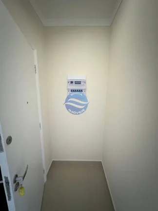 Imagem Apartamento reformado a venda em Santos próximo Av. Ana Costa