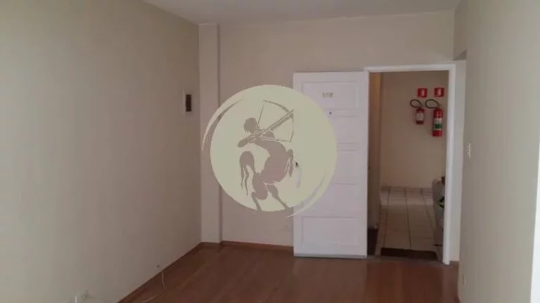 Imagem APARTAMENTO BEM LOCALIZADO PONTA DA PRAIA