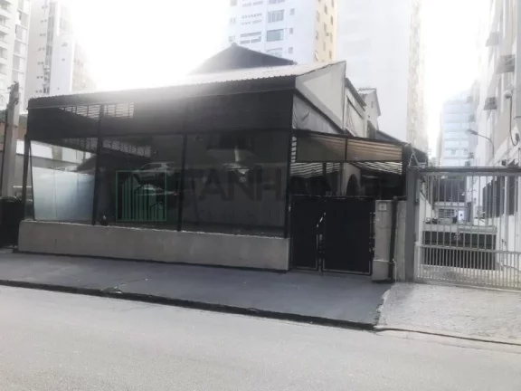Imagem Imóvel comercial de alto padrão no Jardim Paulista: 5 salas, 6 banheiros, 3 vagas, 588m² - São Paulo-SP