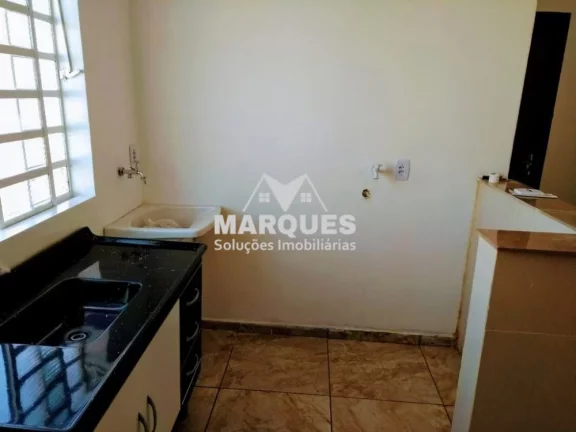 Imagem Oportunidade - Imovel com 4 casas a venda no Jd. Nova Europa