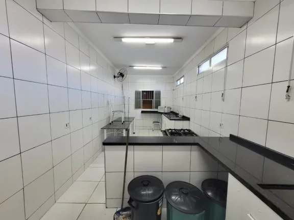 Imagem Prédio à venda, 244 m² por R$ 950.000,00 - Cidade Boa Vista - Suzano/SP