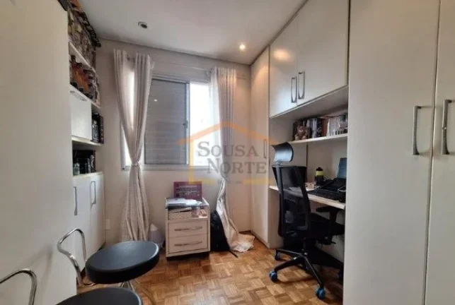 Imagem Apartamento de 47 m² com 2 dormitórios, sala para dois ambientes com sacada, cozinha e área de se...