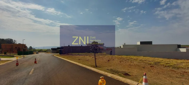 Imagem Terreno em Condomínio à Venda em Cravinhos R 1438