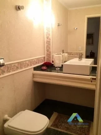 Imagem Apartamento Alto Padrão com 250m² sendo 1 por andar com 4 suítes, 4 vagas!