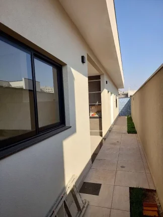 Imagem CASA TÉRREA - 3 DORM COM 1 SUÍTE - RESIDENCIAL JARDIM DOS LÍRIOS - PAULÍNIA
