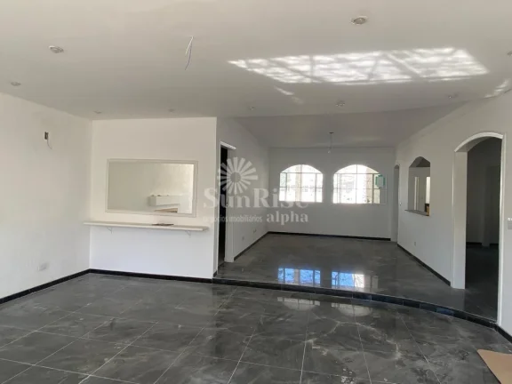 Imagem Casa para alugar em Alphaville com 4 quartos e 6 vagas 550m² - Alphaville 2 - Barueri/SP