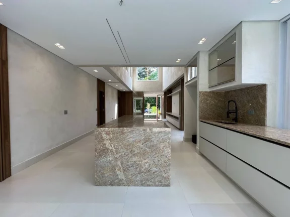Imagem Casa com 4 dormitórios à venda, 317 m por R$ 4.590.000,00 - Riviera M-24