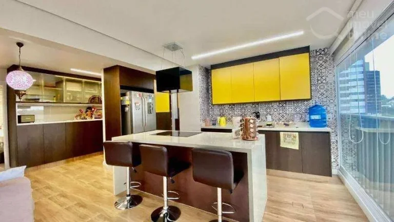 Imagem Apartamento com 192m2, 4 quartos (2 suítes), 4 vagas, 2 depósitos a venda em Pinheiros, São Paulo