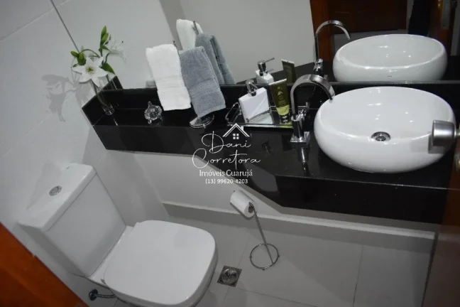 Imagem Imperdível apartamento à venda em Guarujá-SP, Pitangueiras: 3 quartos, 1 suíte, 3 salas, 3 banheiros, 2 vagas de garagem, 160 m²!