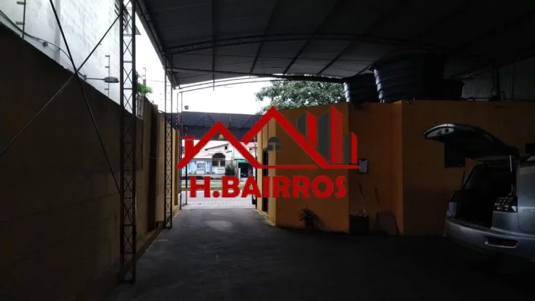 Imagem Galpão com 260m² à Venda no Bosque dos Eucaliptos
