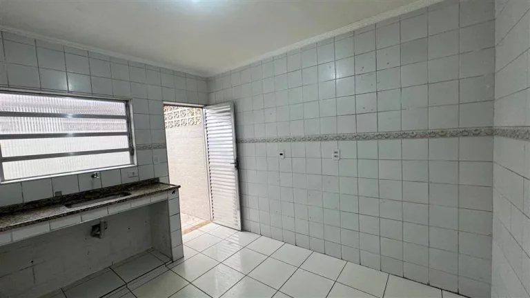 Imagem CASA COM 54.28 m² - NOVA MIRIM - PRAIA GRANDE SP