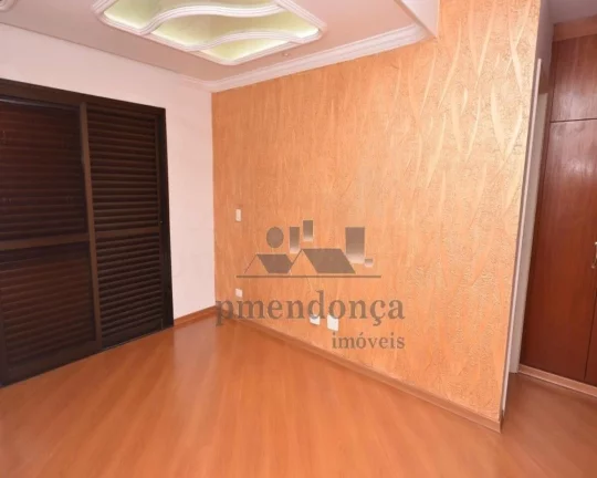 Imagem Ótimo apartamento em perfeitas condições, com fino acabamento em mármore travertino, repleto de ...