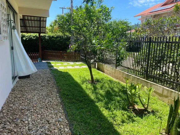 Imagem Apartamento com 3 dormitórios sendo 2 suítes e 2 vagas de garagem em Balneário Camboriú/SC