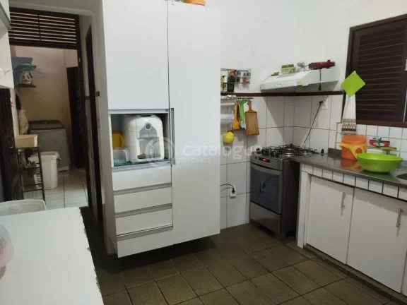 Imagem TERRENO AMPLO CO 2 CASAS EM PONTA NEGRA