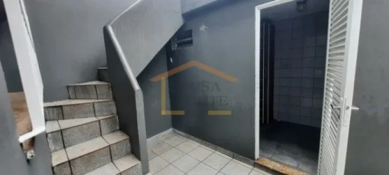 Imagem Sobrado com 112m², composto por 2 dormitórios, sala para dois ambientes, cozinha com area de servi...