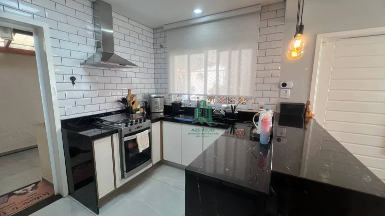 Imagem Casa com 2 dormitórios à venda, 130 m² por R$ 800.000,00 - Jardim Centenário - Atibaia/SP