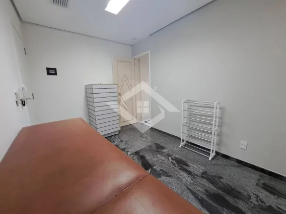 Imagem OPORTUNIDADE! SALA COMERCIAL BARRA TRADE I