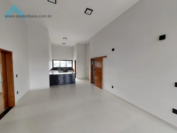 Imagem Casa Térrea à Venda no Jardim Morumbi  Atibaia | 3 Suítes e Piscina