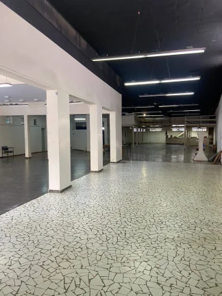 Imagem Salão comercial na Av. José Gomes - Antiga Pneulândia