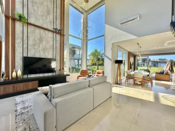 Imagem Casa em Condominio 4 Dormitórios - Bairro Santa Luzia