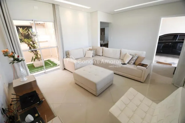Imagem Esta casa é uma excelente opção para quem busca conforto e funcionalidade. Com três quartos, sen...