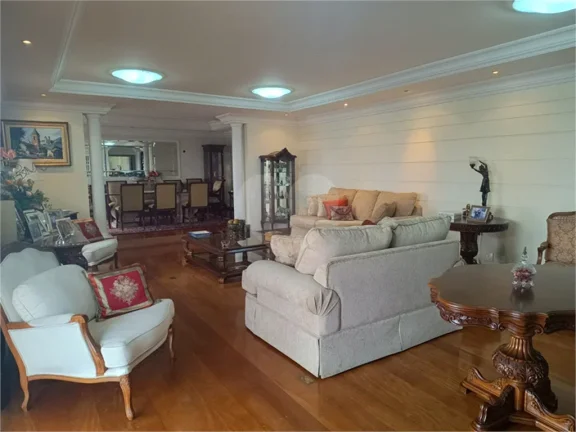 Imagem Apartamento à venda com 4 quartos, sendo 4 suítes, no condomínio Royal Gate, São Paulo - SP