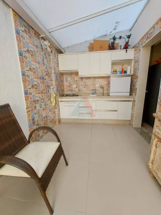Imagem Lindíssimo apartamento térreo, com quintal e 3 vagas, Vila Caminho do Mar