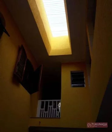 Imagem Sobrado com 3 quartos à venda, 305 m² por R$ 800.000 - Vila Rio de Janeiro - Guarulhos/SP