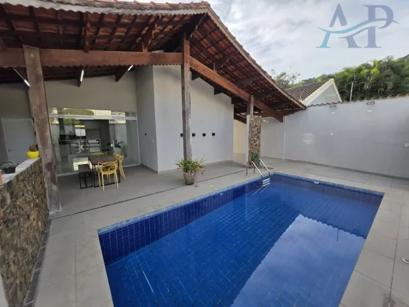 Imagem Casa Térrea no Canto do Forte em Praia Grande