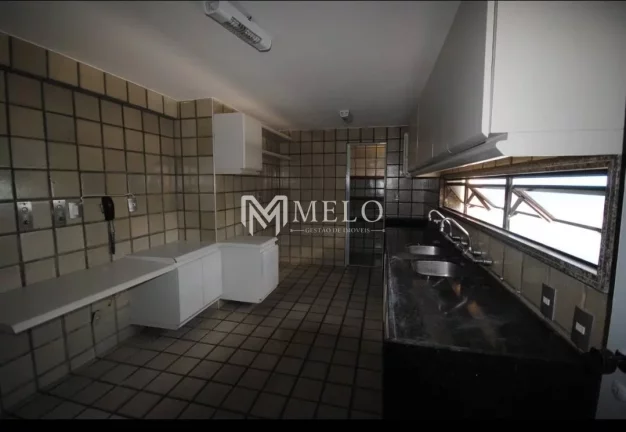 Imagem Cobertura disponível na Av. Boa viagem, Piscina privativa..
