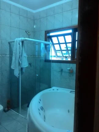 Imagem Sobrado com 3 dormitórios à venda, 250 m² por R$ 965.000,00 - Centro - Suzano/SP