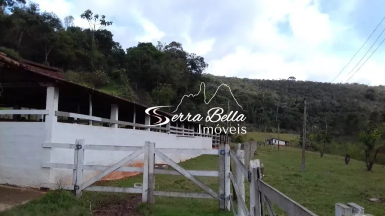 Imagem Fazenda com 7 dormitórios à venda, 2960000 m² por R$ 5.800.000,00 - Contendas - São José do Vale do Rio Preto/RJ