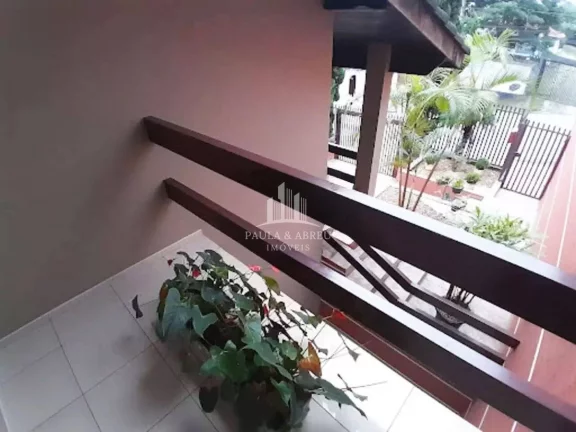 Imagem Sobrado de Alto Padrão, 3 Dormitórios com Sacadas, sendo 1 Suíte com Closet, Piscina Aquecida (5 X 9mts) na Vila Bocaina, Mauá-SP