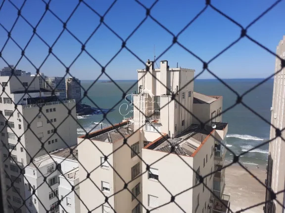 Imagem Cobertura Pitangueiras baixou o preço para vender: 4 quartos, 4 suítes, 3 salas, 5 banheiros, 2 vagas, 222m².