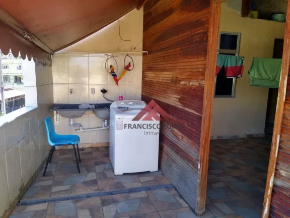 Imagem Casa com 3 dormitórios à venda por R$ 300.000,00 - Pião - São Gonçalo/RJ
