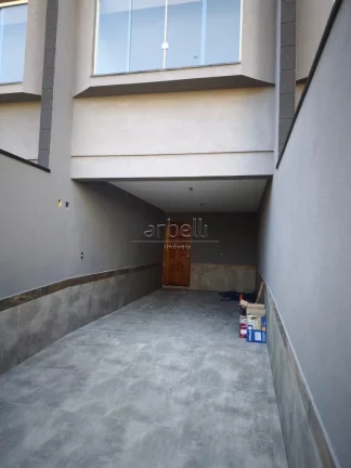 Imagem Sobrado com 160 M², 03 dormitórios sendo 01 suíte, 1 banheiro social e lavabo, sala para dois amb...