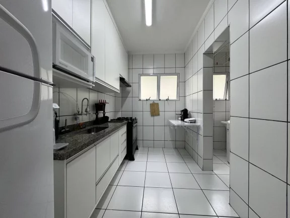 Imagem Apartamento no Itagua em uma das principais ruas