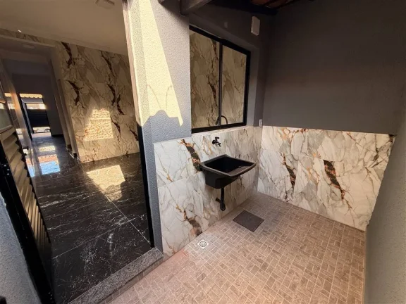Imagem CASA COM 70 m² - ESMERALDA - PRAIA GRANDE SP
