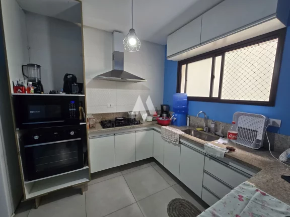 Imagem More com Estilo: Triplex Novo, com Piscina, Solarium e 3 Vagas!