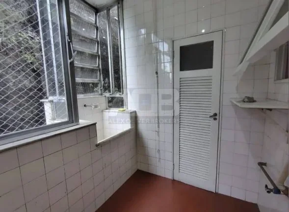 Imagem Apartamento para alugar em Copacabana, 91m2, 2 quartos, 1Vga + Dep. Empreg