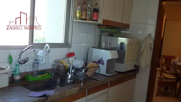 Imagem Belíssimo apartamento de 234m² - 4 dormitórios