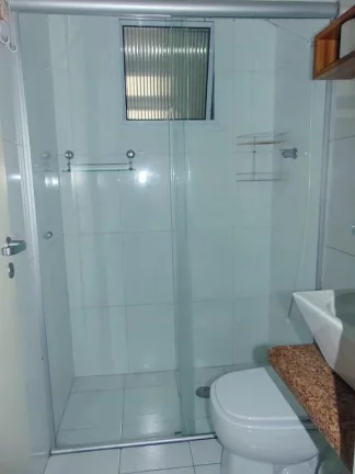 Imagem Pitangueiras - Uma quadra do mar - Totalmente reformado e decorado - Garagem no prédio - Serviço de praia.