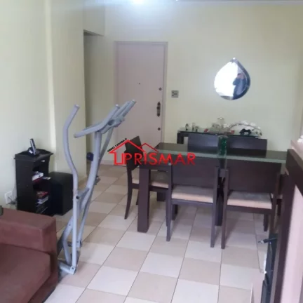 Imagem 2 dormitórios dependencia empregada 1 vaga Campo Grande